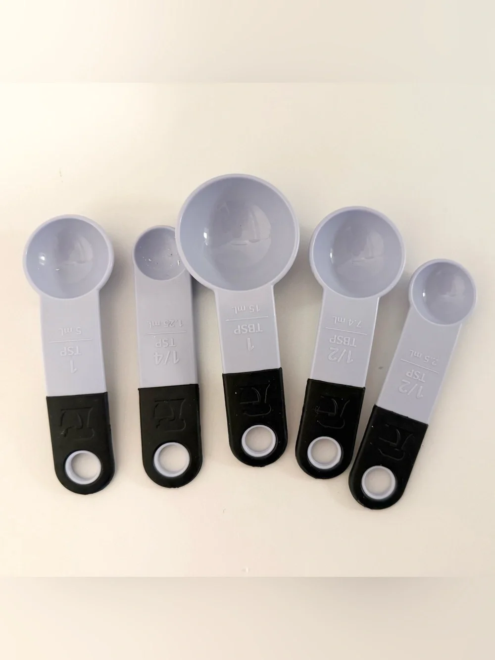 Kitchen aid pastel purple set of measuring cups
